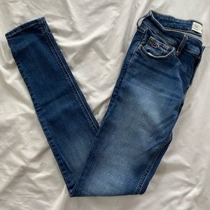 dark wash low rise skinny jeans